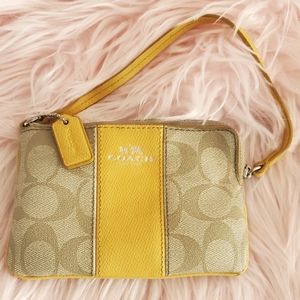 Coach wristlet wallet